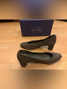 STUART WEITZMAN Solar Funghi Goose Bump Brown Leather Pumps Size 10 Heels 2.5”